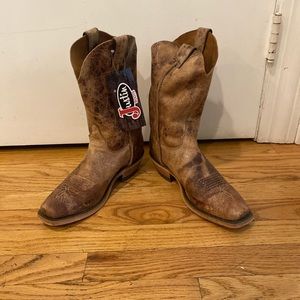 New Justin Boots Brown Leather Cowboy Boots